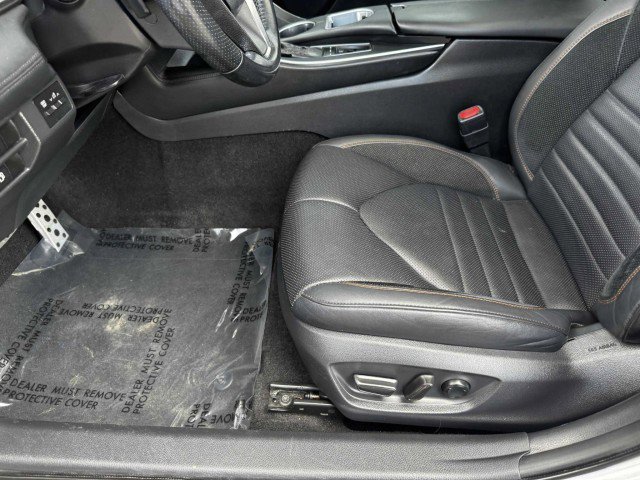 Used 2019 Toyota Avalon XSE image 15