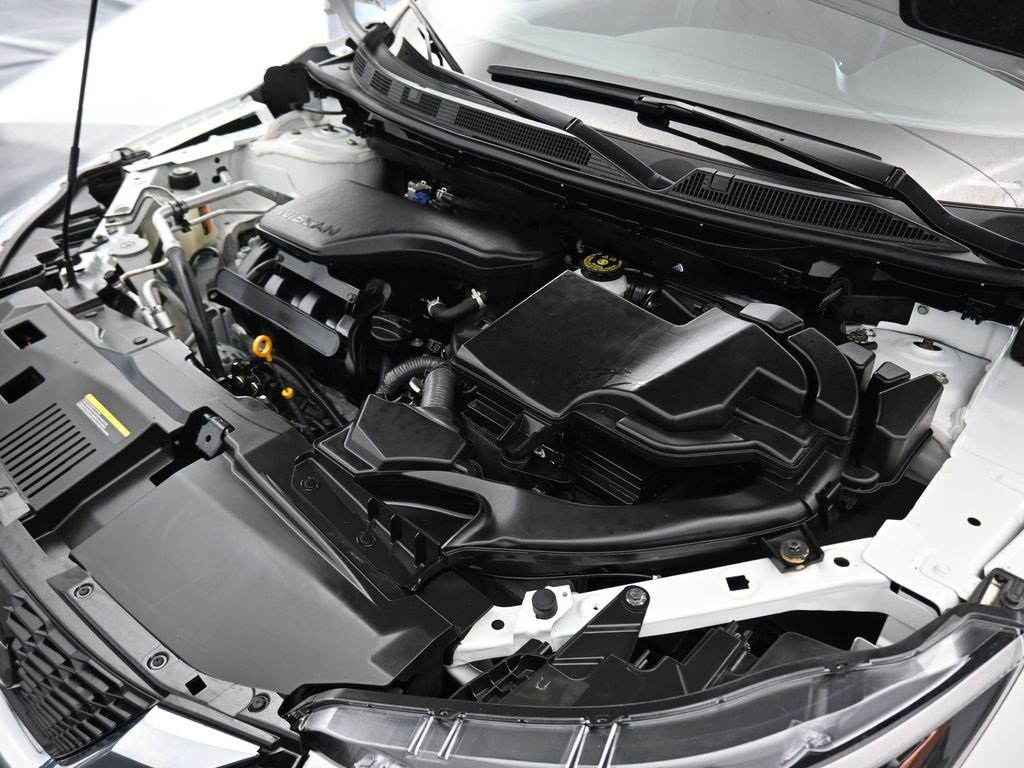 Used 2022 Nissan Rogue Sport S image 44