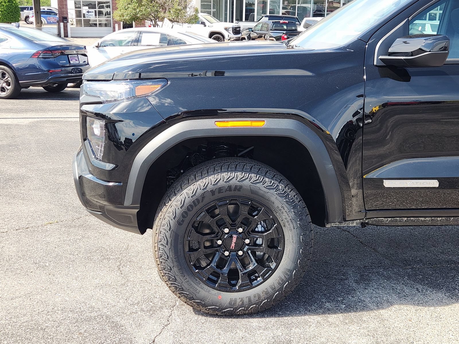 New 2026 GMC Canyon Elevation w/ Convenience Package RWD image 9