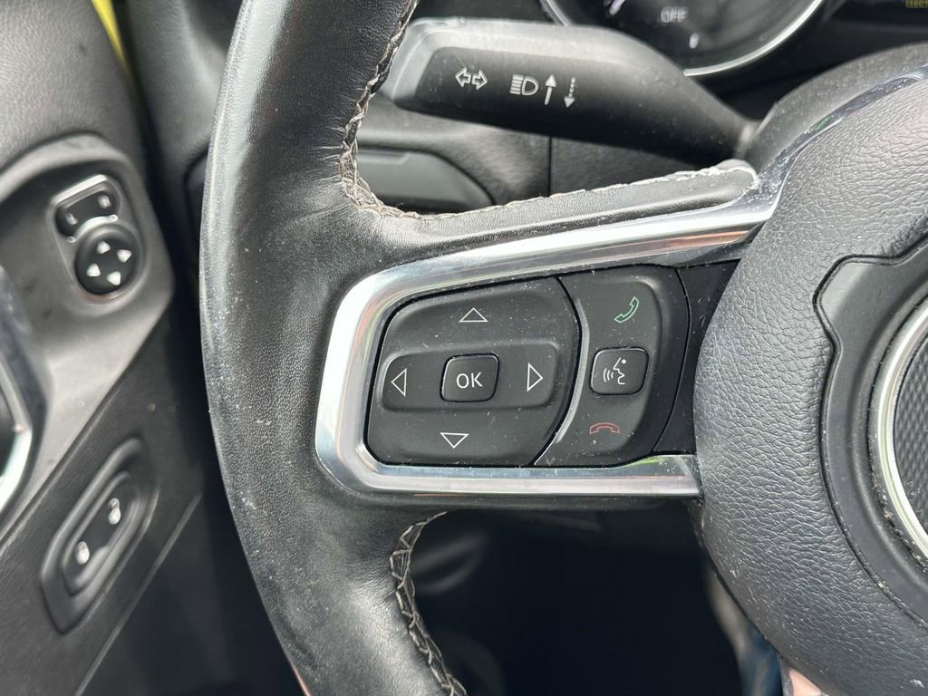 Used 2023 Jeep Wrangler Unlimited Sahara w/ Cold Weather Group image 26