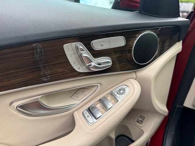 Used 2017 Mercedes-Benz C 300 4MATIC Sedan image 13