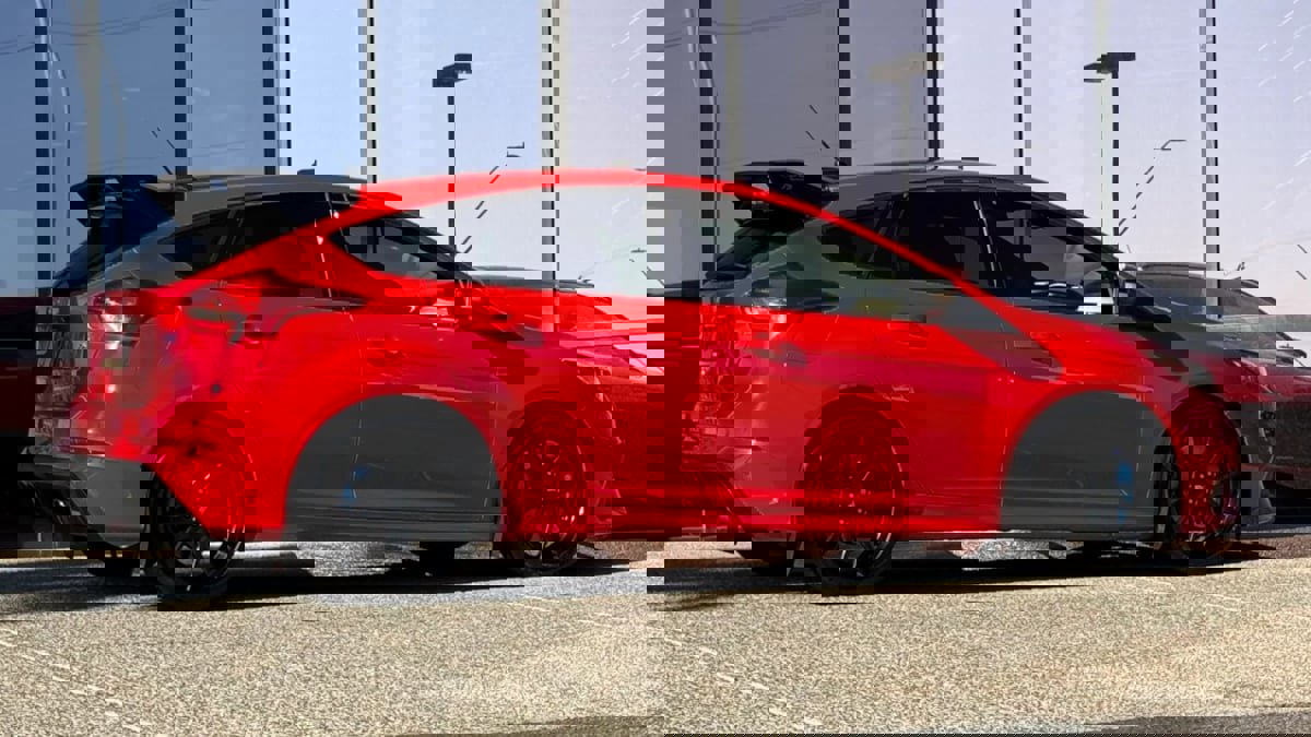 Used 2018 Ford Focus RS AWD/4WD image 13