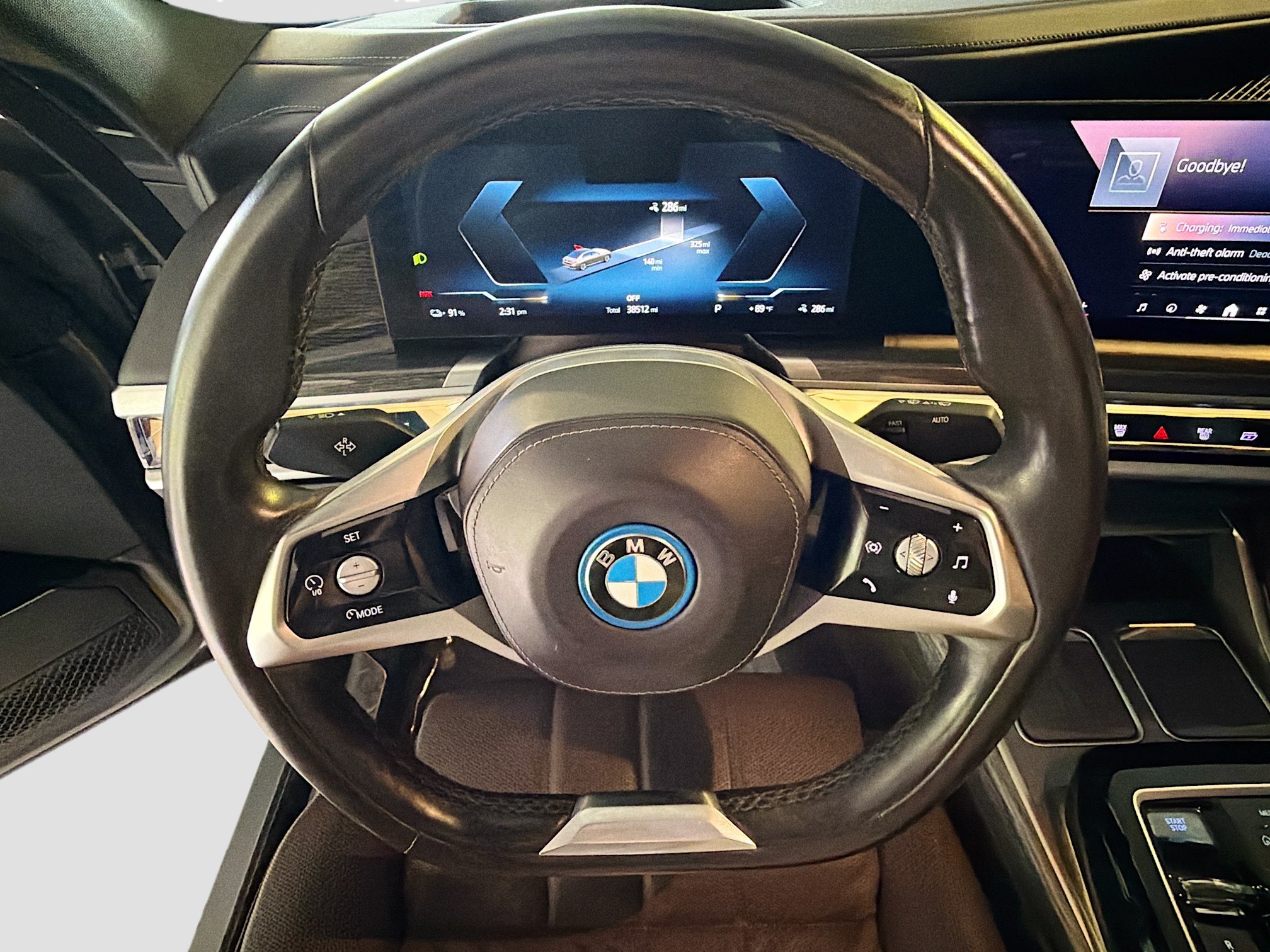Used 2024 BMW i7 eDrive50 RWD image 39