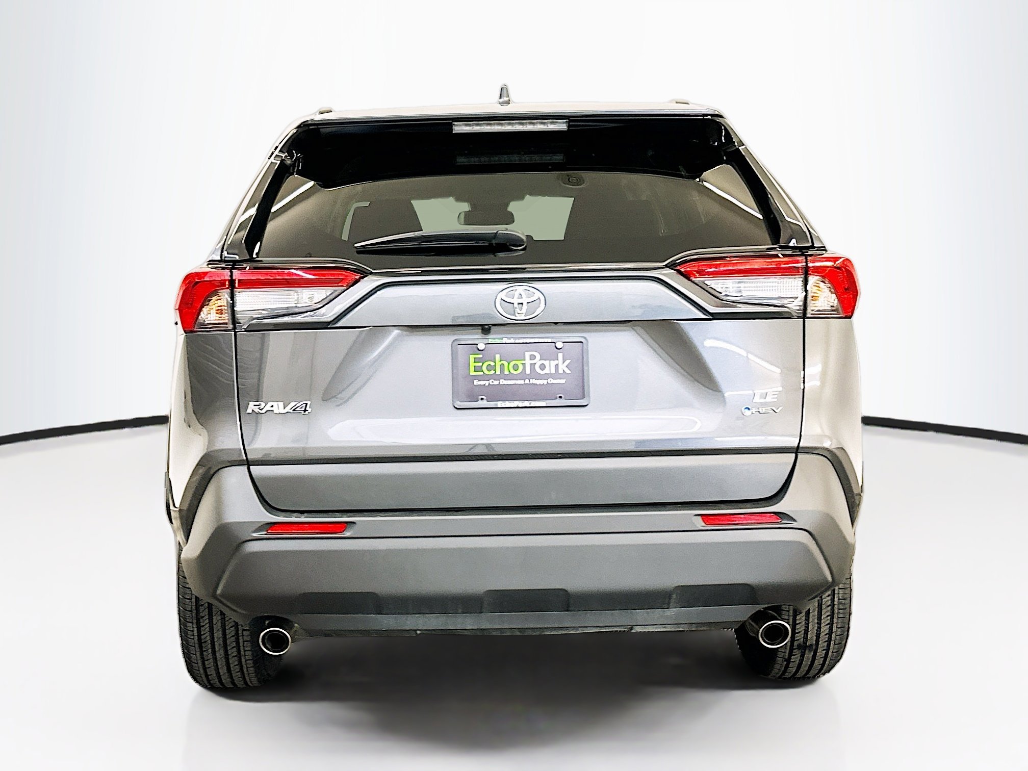 Used 2025 Toyota RAV4 LE image 7