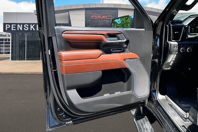 Used 2025 GMC Sierra 1500 Denali Ultimate AWD/4WD image 18