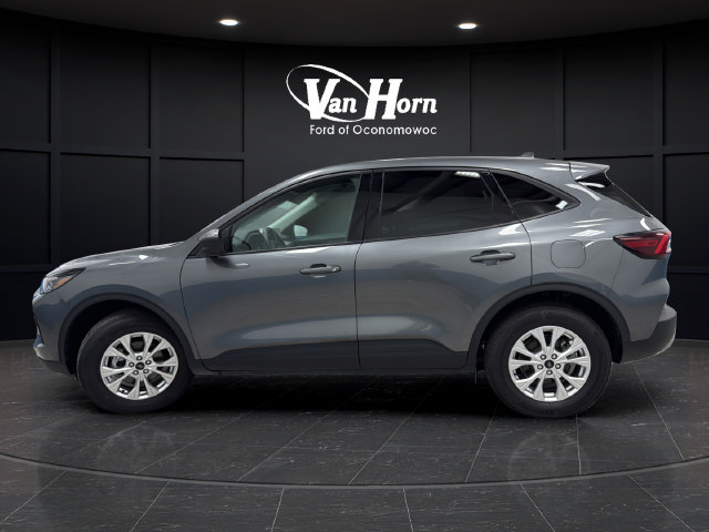 Used 2025 Ford Escape Active w/ Tech Pack #1 AWD/4WD image 4