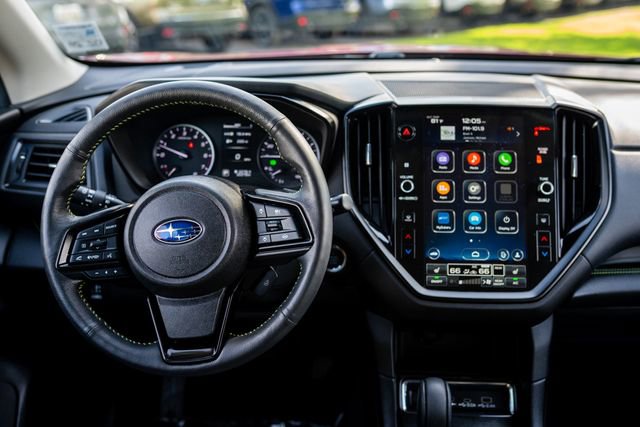 Used 2024 Subaru Ascent Onyx Edition image 6