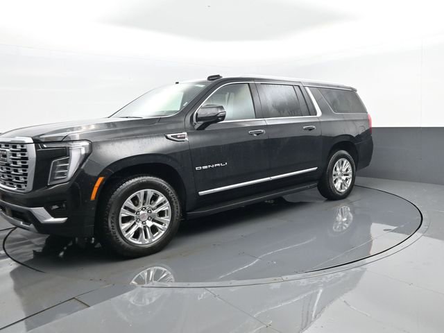 Used 2025 GMC Yukon XL Denali AWD/4WD image 2