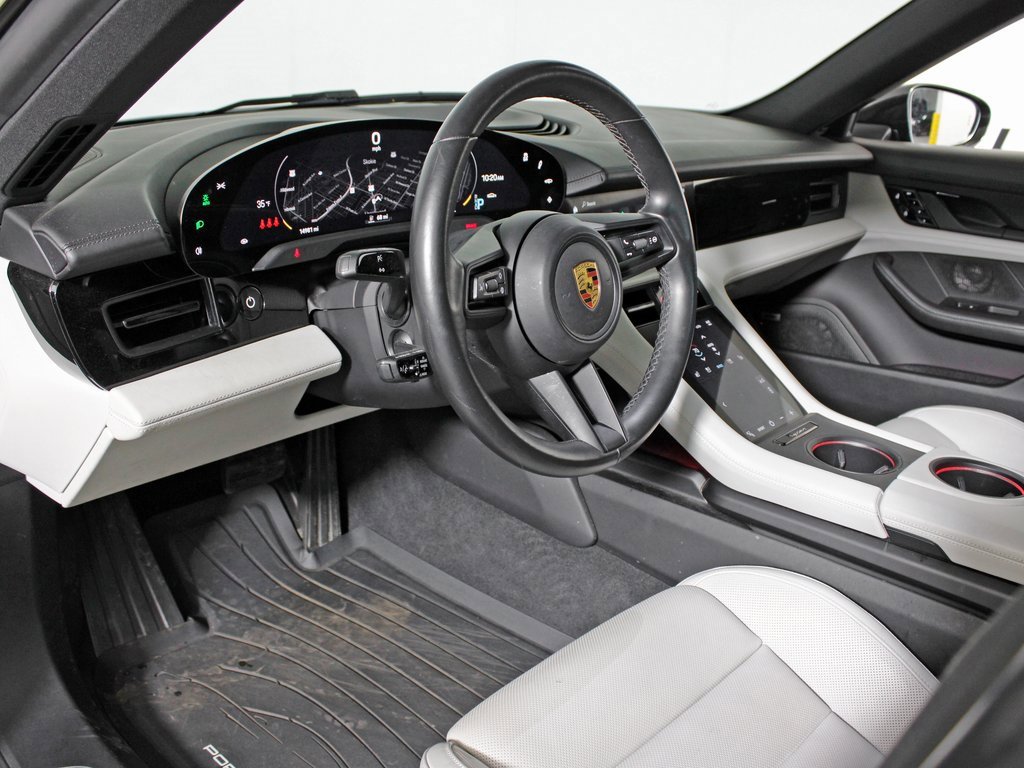 Used 2021 Porsche Taycan 4S image 4