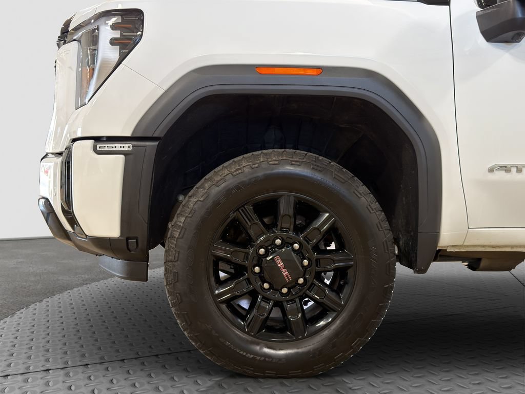 Used 2025 GMC Sierra 2500 AT4 AWD/4WD image 26
