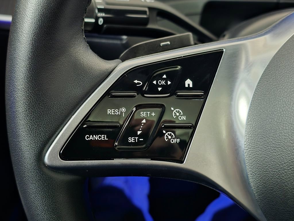 Used 2025 Mercedes-Benz C 300 4MATIC Sedan image 25