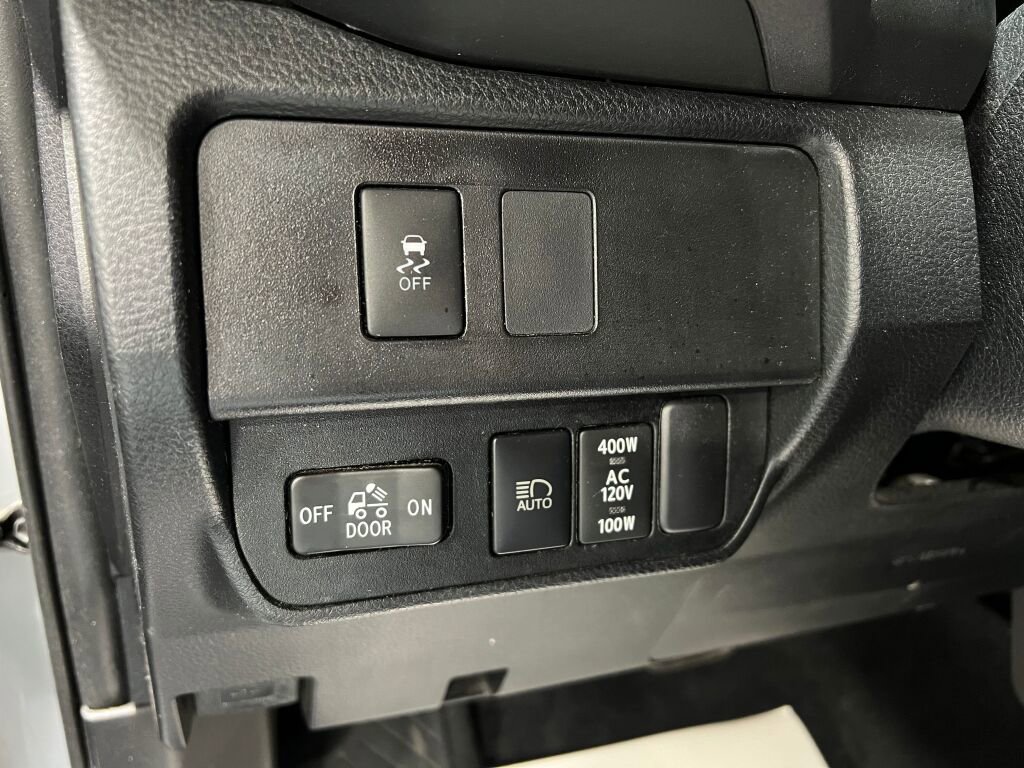 Used 2020 Toyota Tacoma TRD Sport image 12