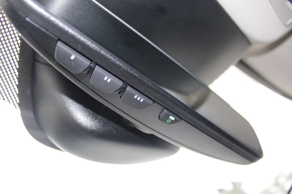 Certified 2025 Honda Pilot Touring image 29