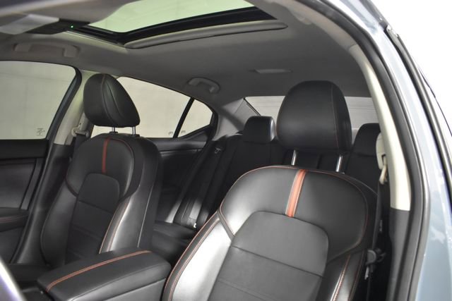 Certified 2025 Nissan Sentra SR w/ SR Premium Package image 10