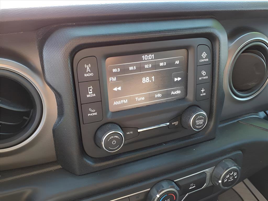 Used 2021 Jeep Wrangler Unlimited Sport image 17