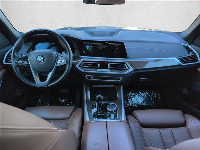 Used 2022 BMW X5 xDrive45e w/ Parking Assistance Package AWD/4WD image 19