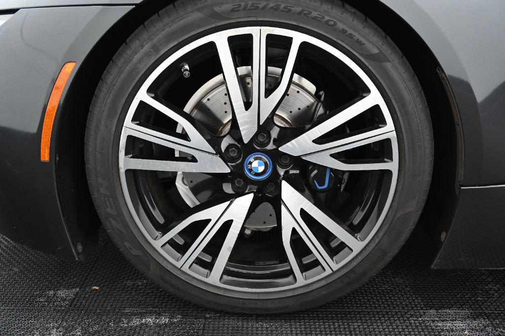 Used 2016 BMW i8 AWD/4WD image 38