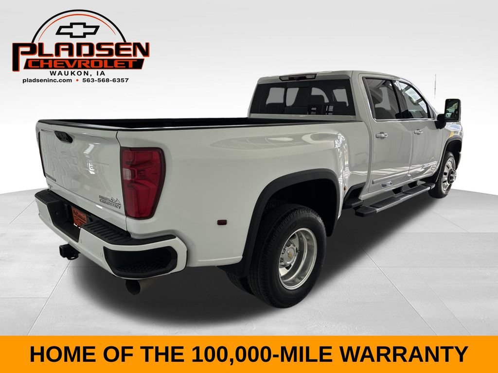 Used 2025 Chevrolet Silverado 3500 High Country AWD/4WD image 5