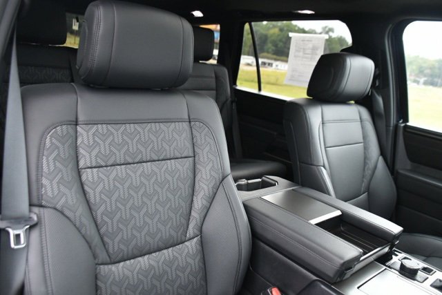 Used 2025 Toyota Sequoia SR5 image 39