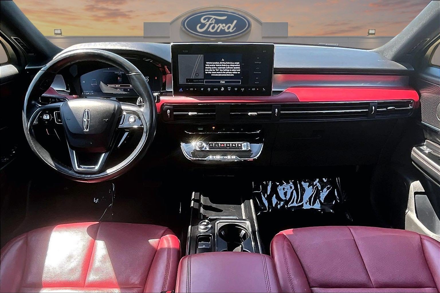 Used 2023 Lincoln Corsair Reserve w/ Equipment Group 201A AWD/4WD image 16