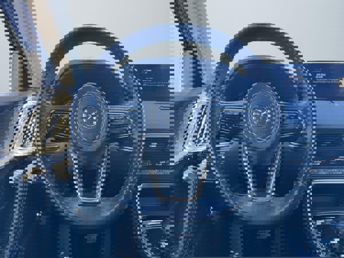 Used 2024 MAZDA CX-90 Plug-In Hybrid w/ Preferred image 11