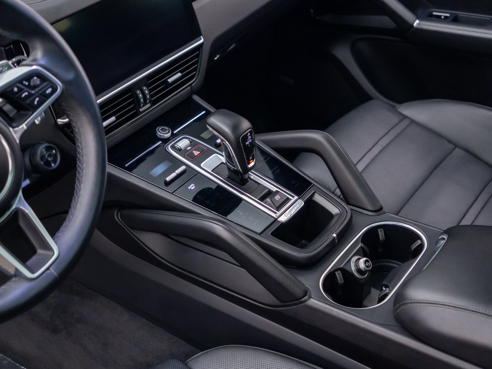 Certified 2021 Porsche Cayenne GTS w/ Premium Package Plus AWD/4WD image 19