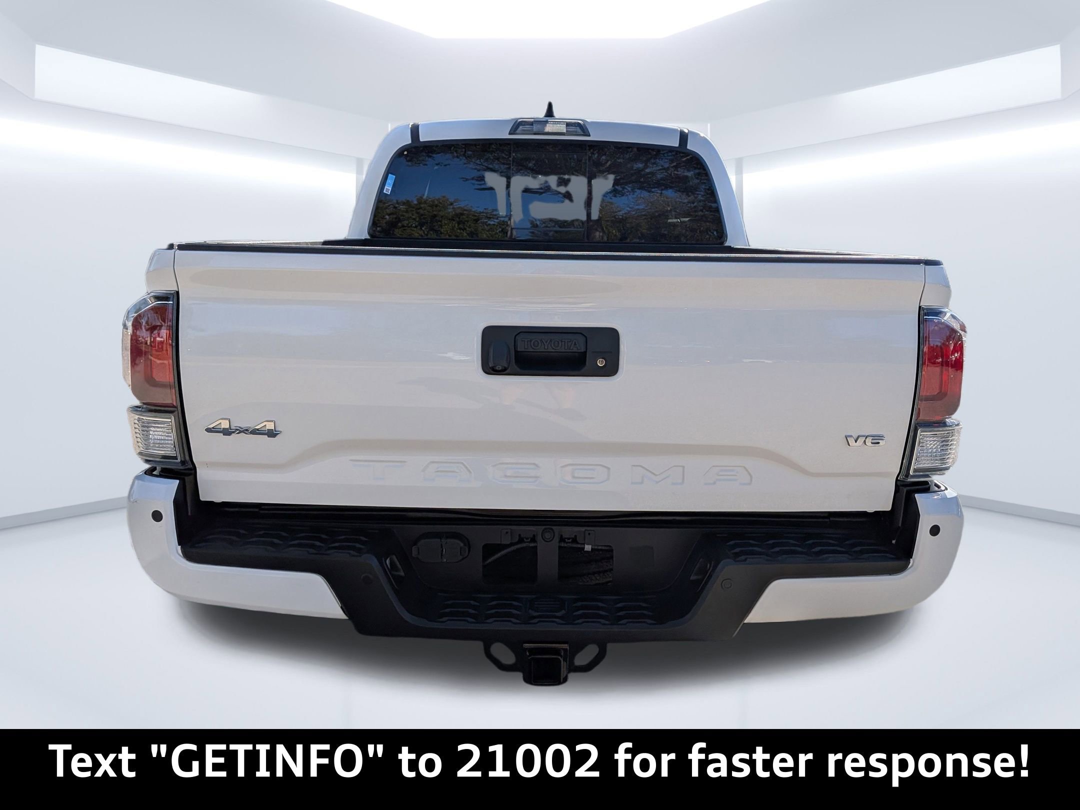 Used 2022 Toyota Tacoma Limited image 5