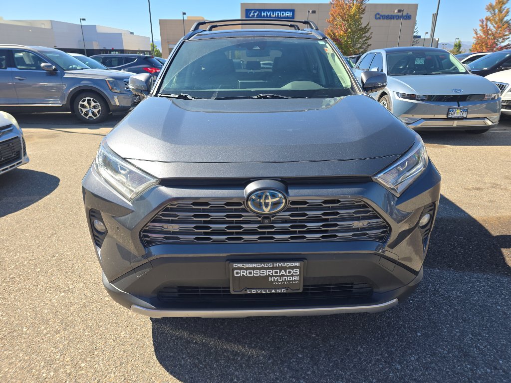Used 2019 Toyota RAV4 Limited image 8