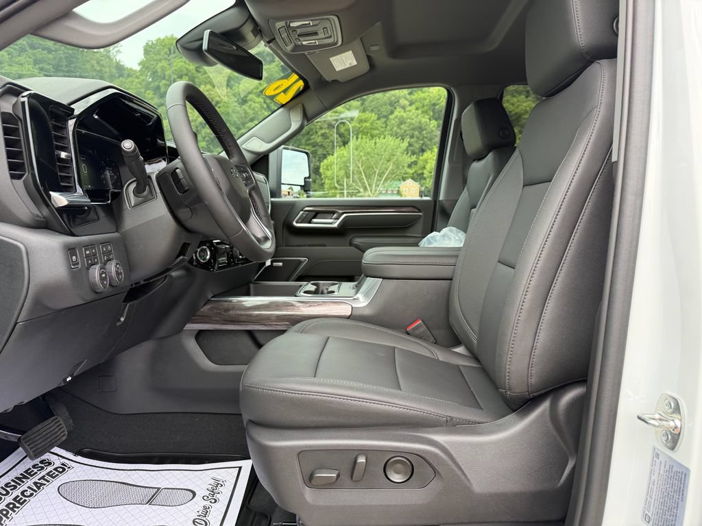 New 2026 Chevrolet Silverado 2500 LTZ w/ Trail Boss Package AWD/4WD image 22