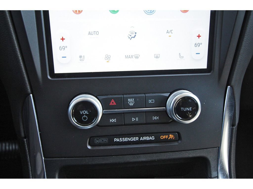 Certified 2021 Ford Edge Titanium image 27