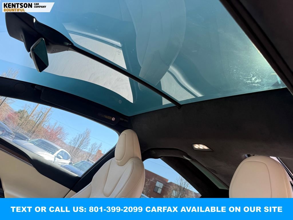 Used 2023 Tesla Model X image 31