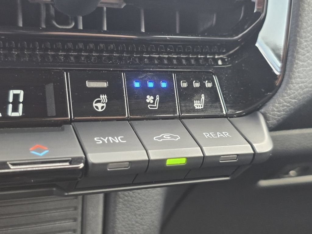 Certified 2025 Toyota Land Cruiser AWD/4WD image 10