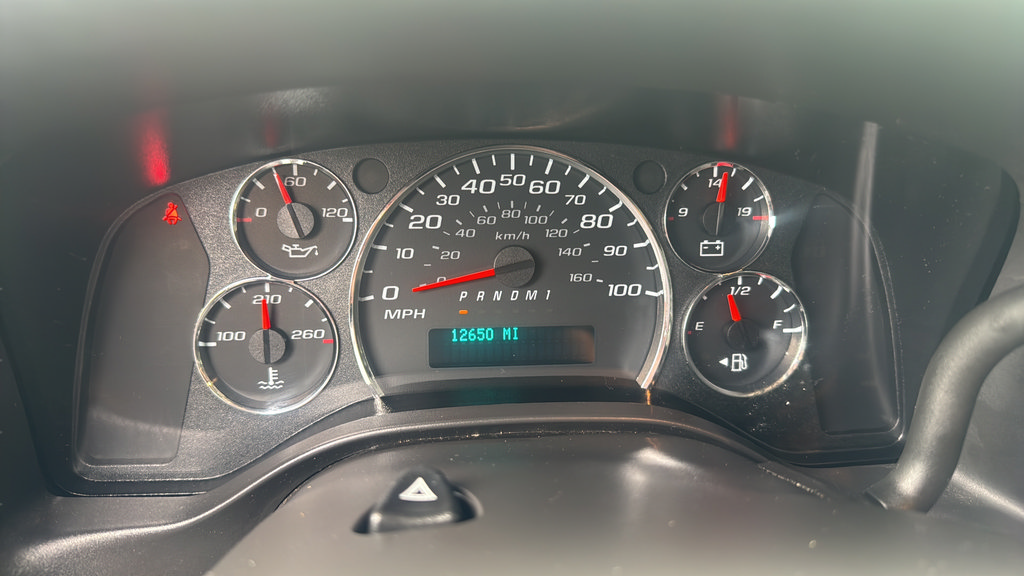 Certified 2025 GMC Savana 2500 w/ Driver Convenience Package RWD image 13