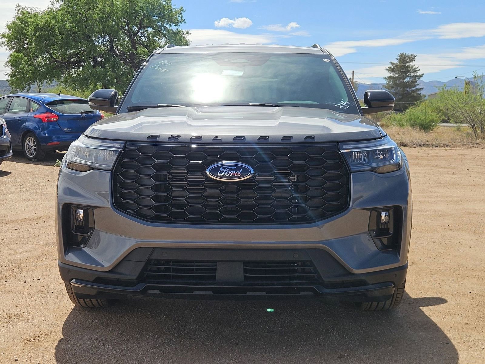 New 2026 Ford Explorer ST-Line image 2