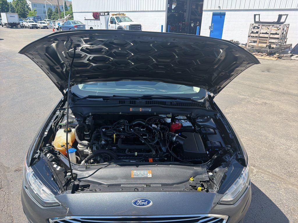 Used 2019 Ford Fusion SE FWD image 31