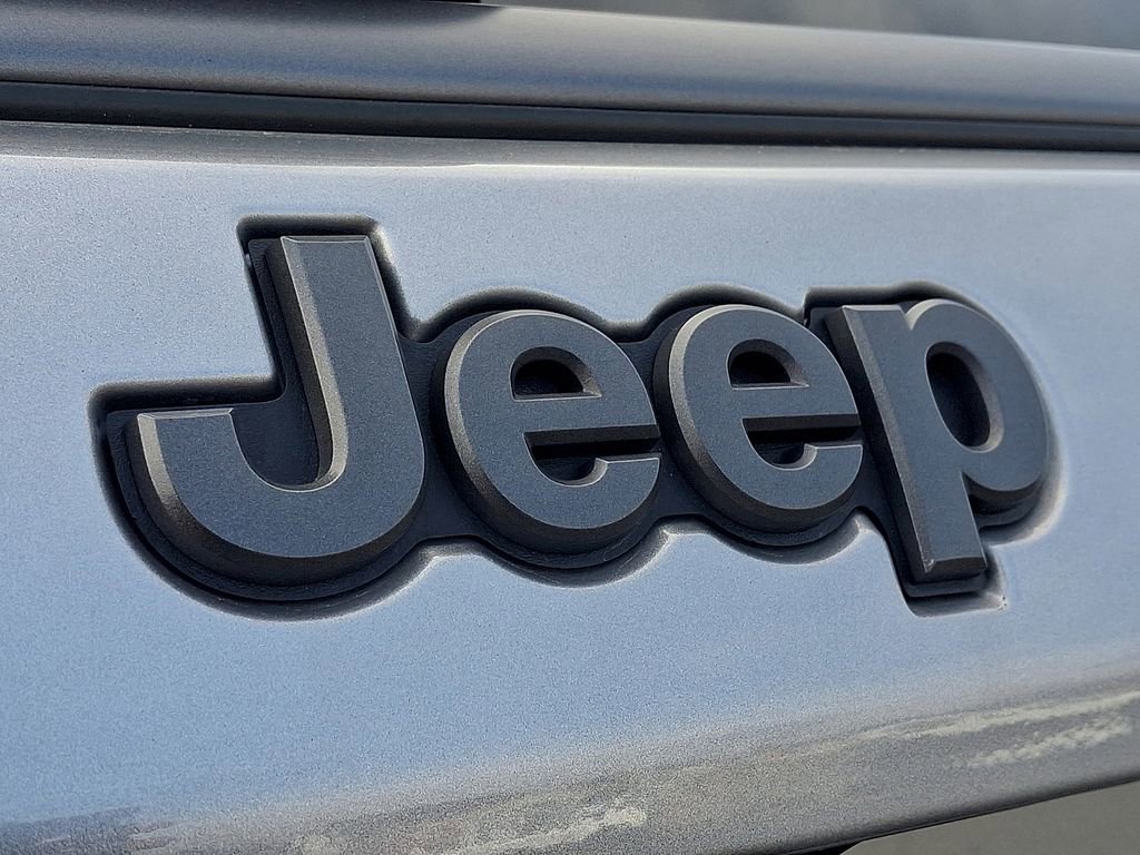 Used 2022 Jeep Compass Trailhawk image 28