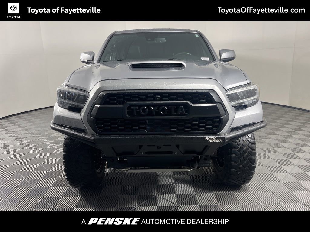 Used 2021 Toyota Tacoma TRD Sport w/ TRD Premium Sport Package AWD/4WD image 14