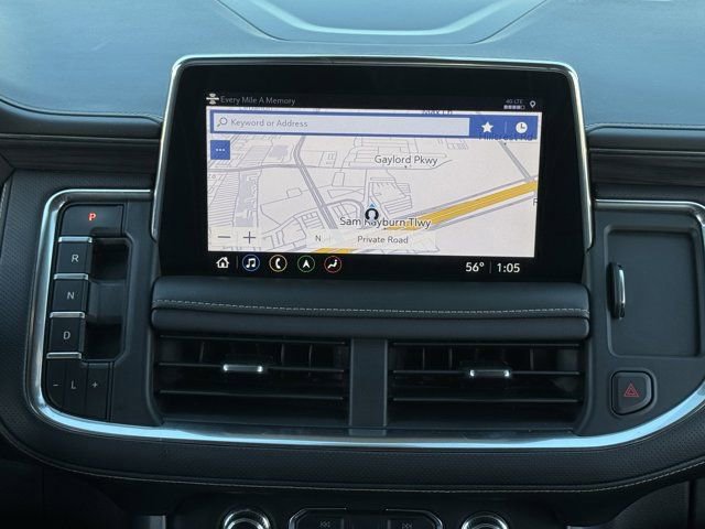 Used 2021 GMC Yukon SLT w/ SLT Premium Package image 18