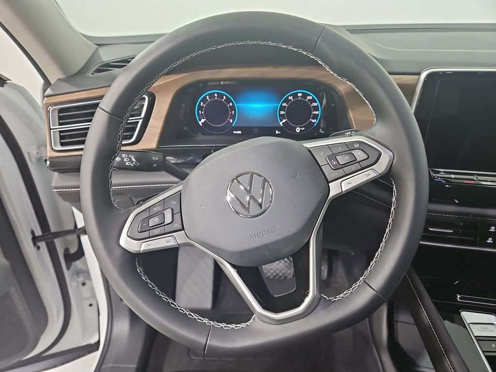 New 2026 Volkswagen Atlas SE image 14