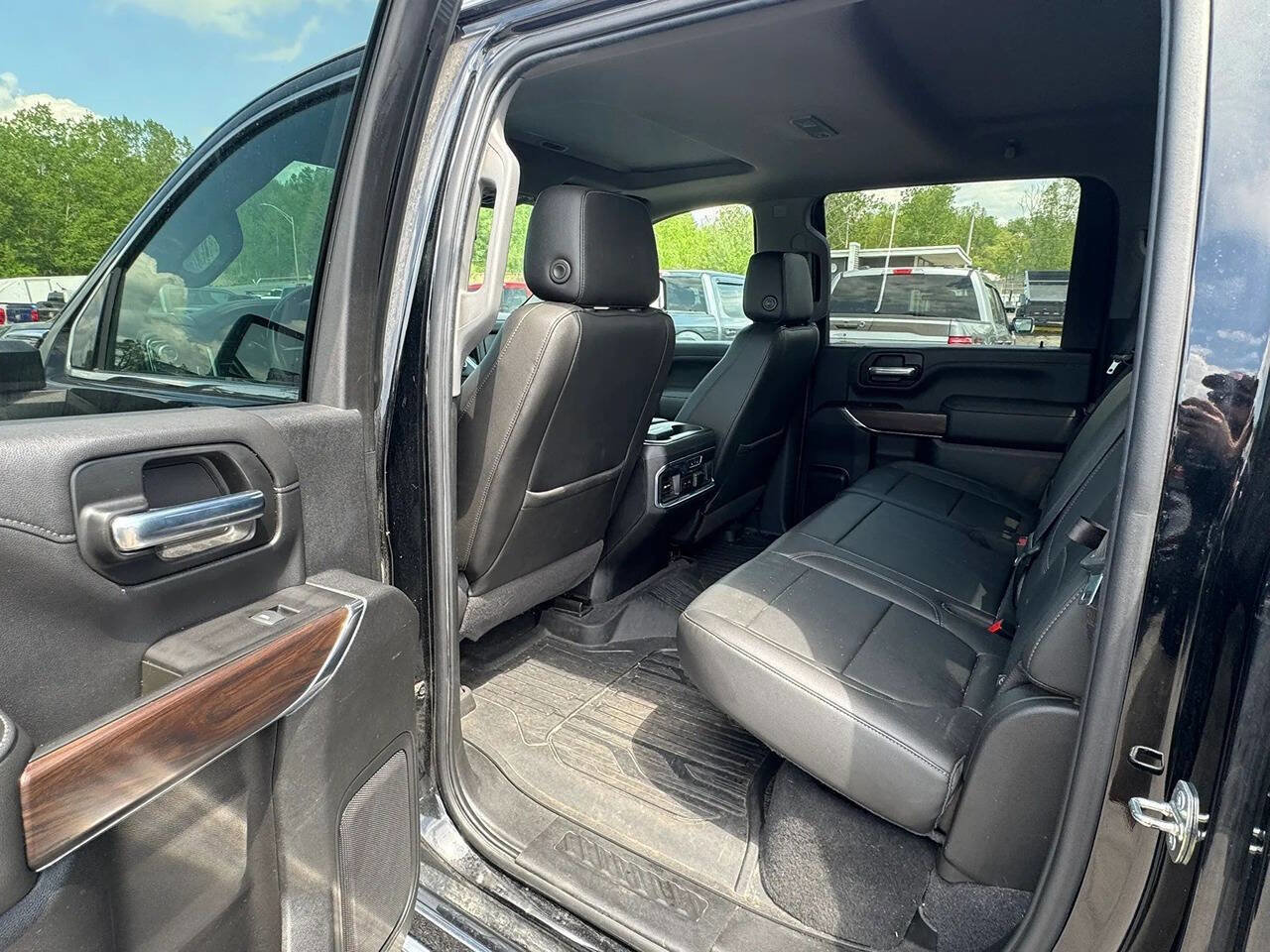 Used 2020 GMC Sierra 2500 SLT w/ SLT Premium Plus Package AWD/4WD image 12