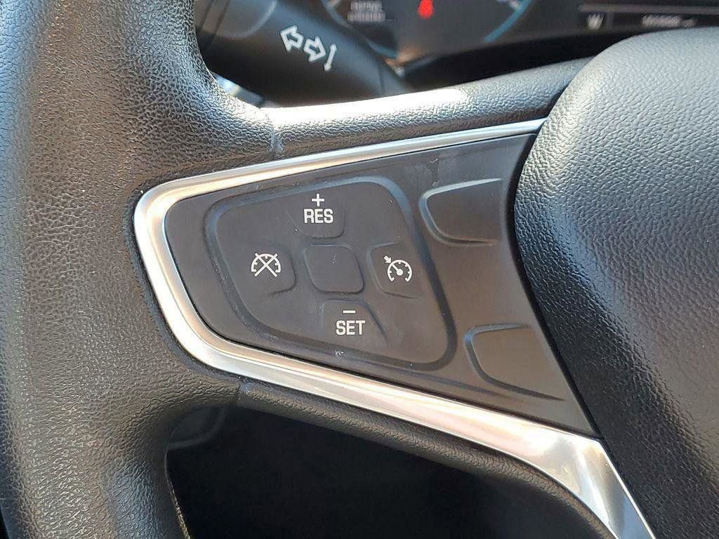 Used 2018 Chevrolet Equinox LT FWD image 8