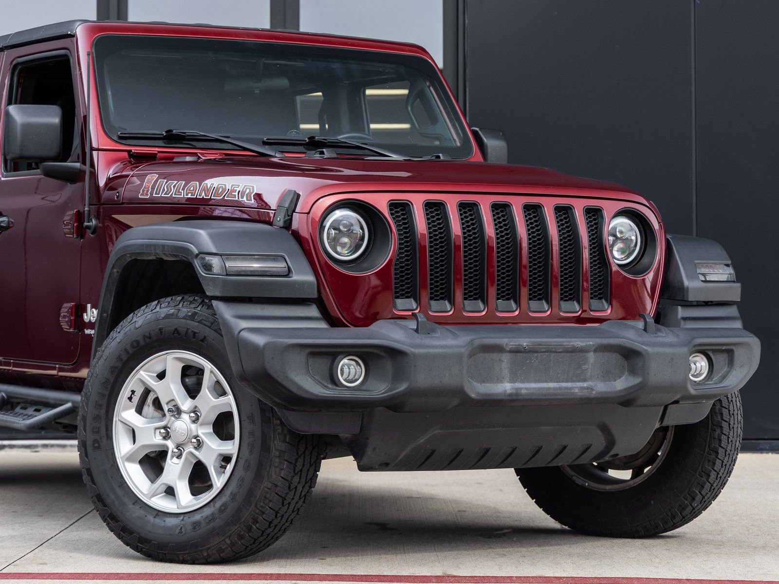 Used 2021 Jeep Wrangler Unlimited Islander image 5