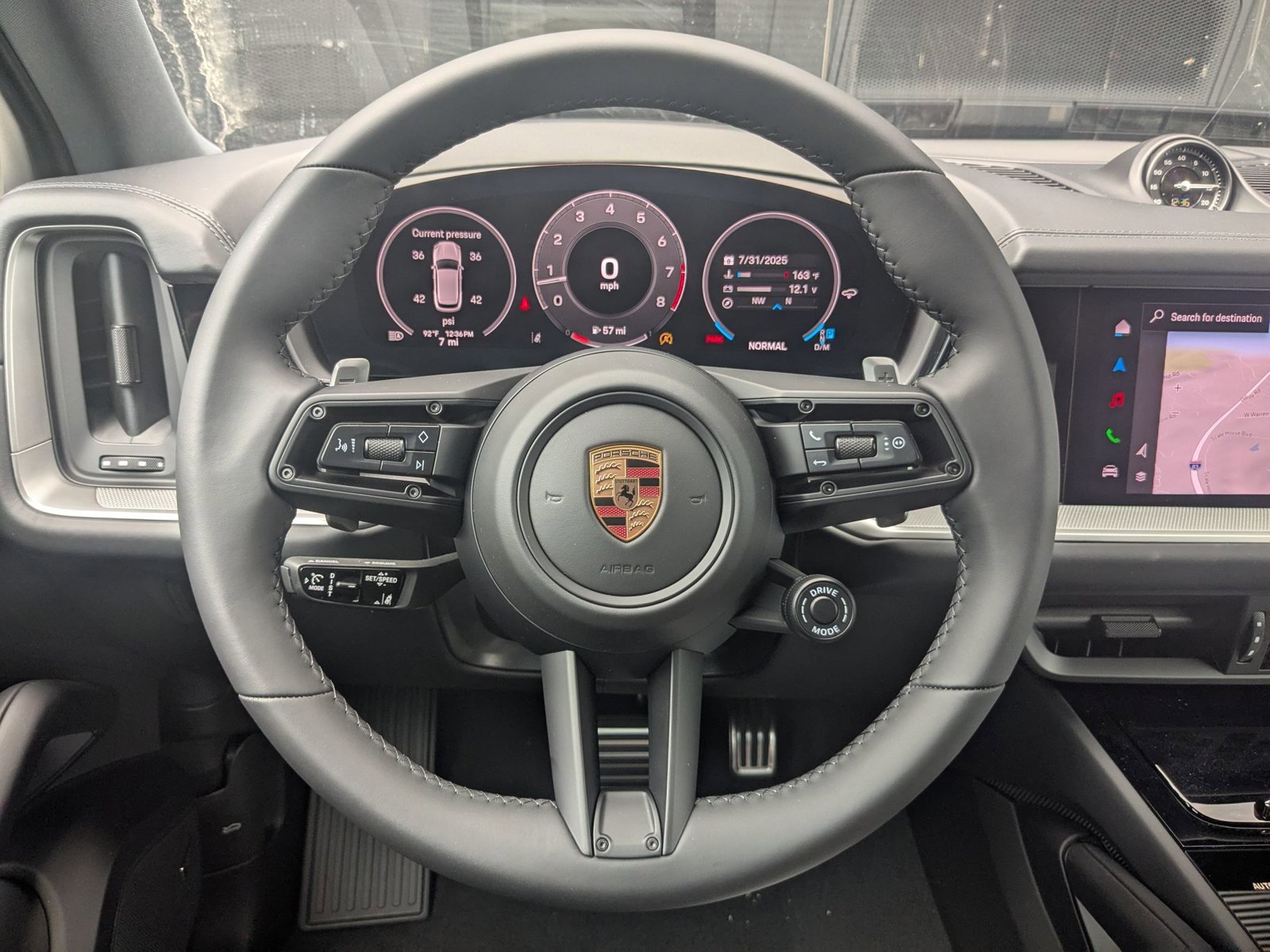 Used 2025 Porsche Cayenne S image 15