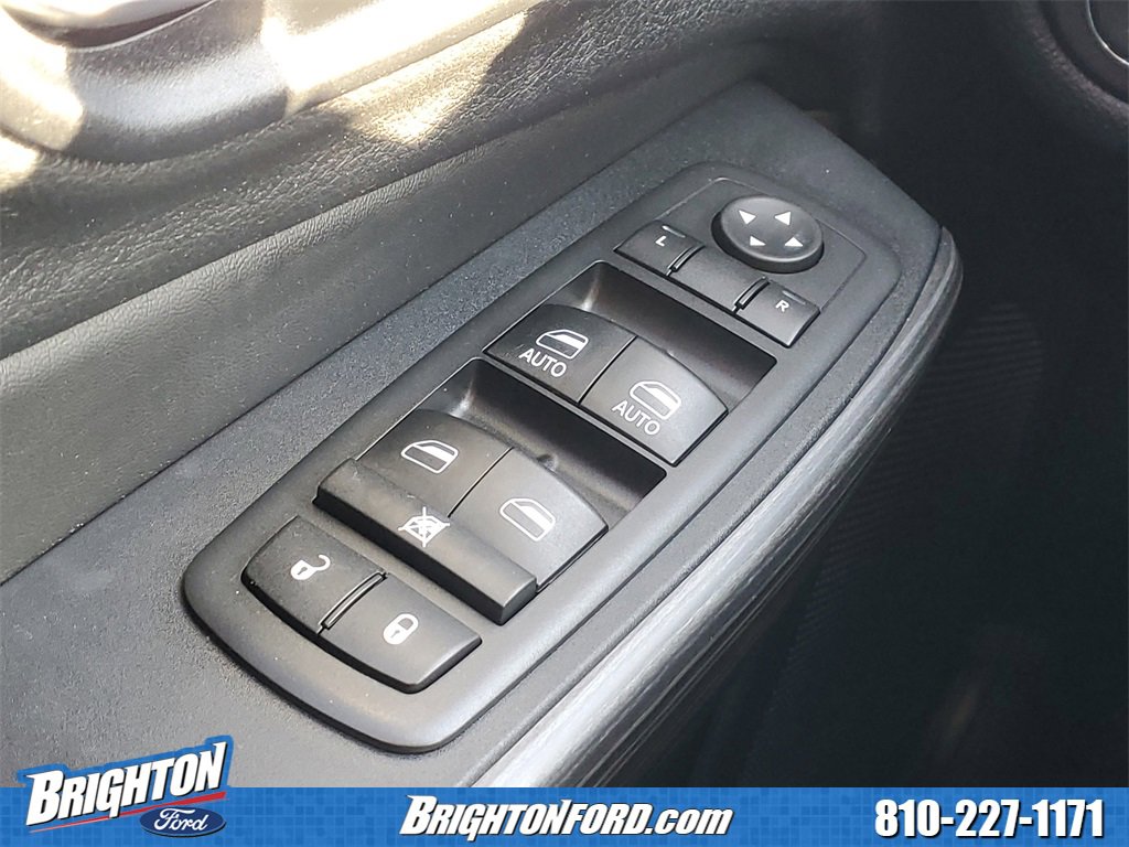 Used 2017 Jeep Cherokee Trailhawk image 17