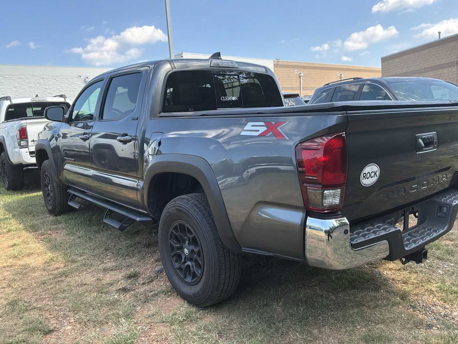 Used 2023 Toyota Tacoma SR5 RWD image 43