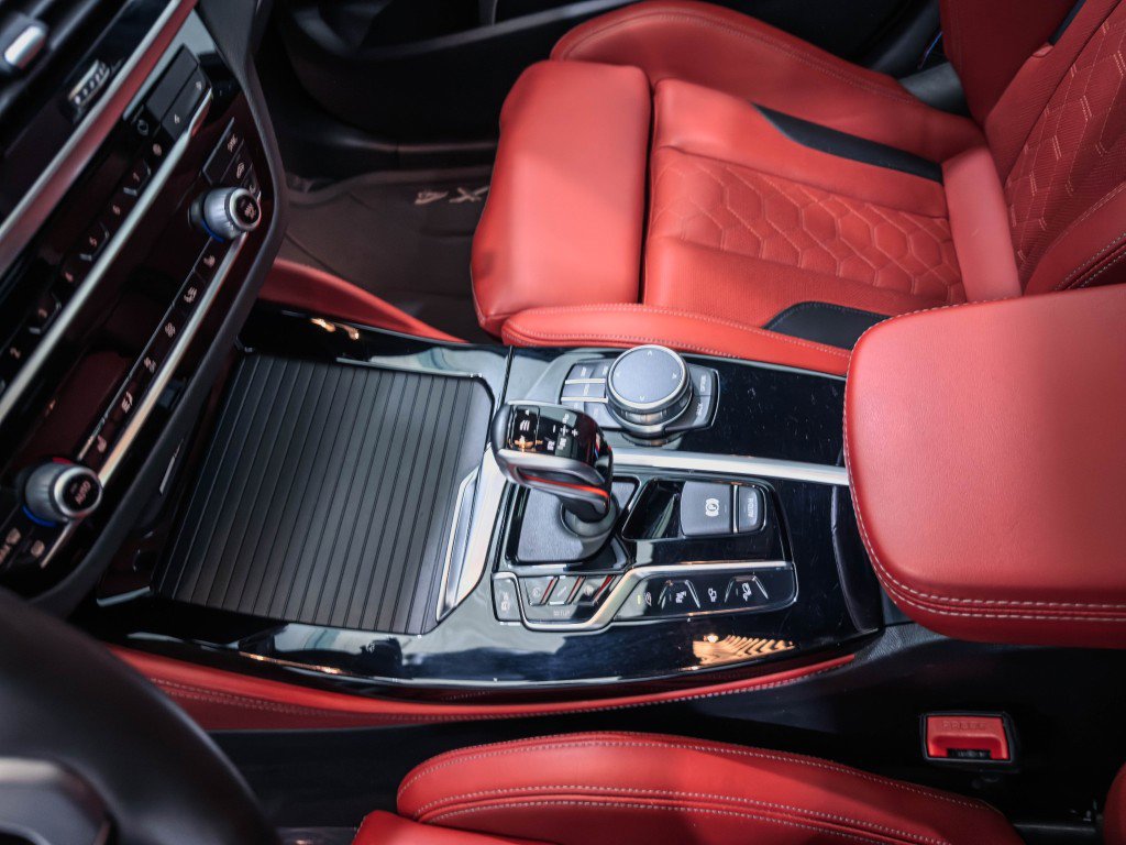 Used 2021 BMW X4 M w/ Competition Package image 39