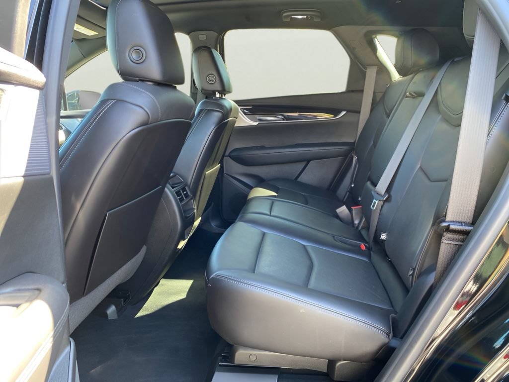 Used 2021 Cadillac XT5 Premium Luxury AWD/4WD image 14