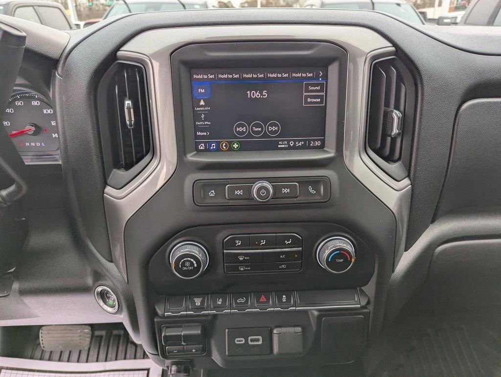 Used 2024 Chevrolet Silverado 3500 W/T image 23