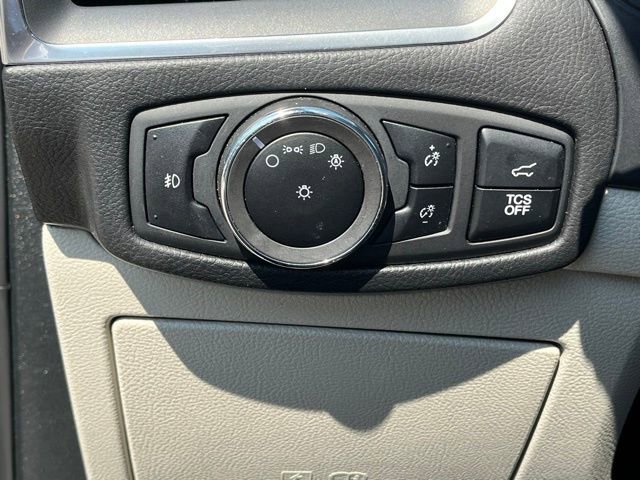 Used 2024 Ford Edge Titanium image 19