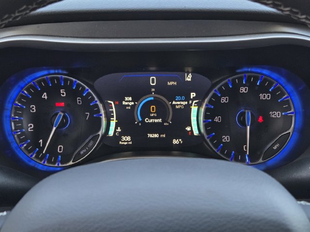 Certified 2024 Chrysler Pacifica Touring-L FWD image 16